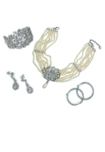 Collar, pulsera y pendientes de perlas para novia